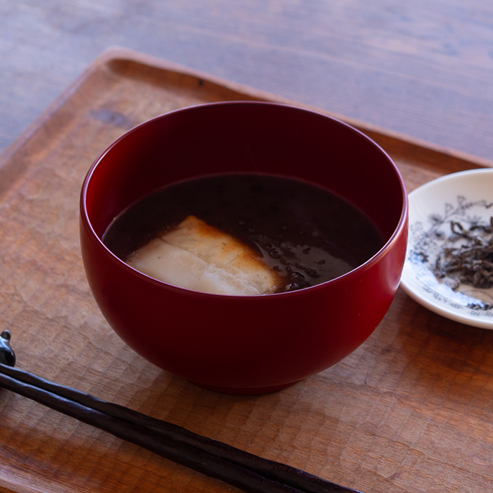 ハレの日も日常も使える漆器