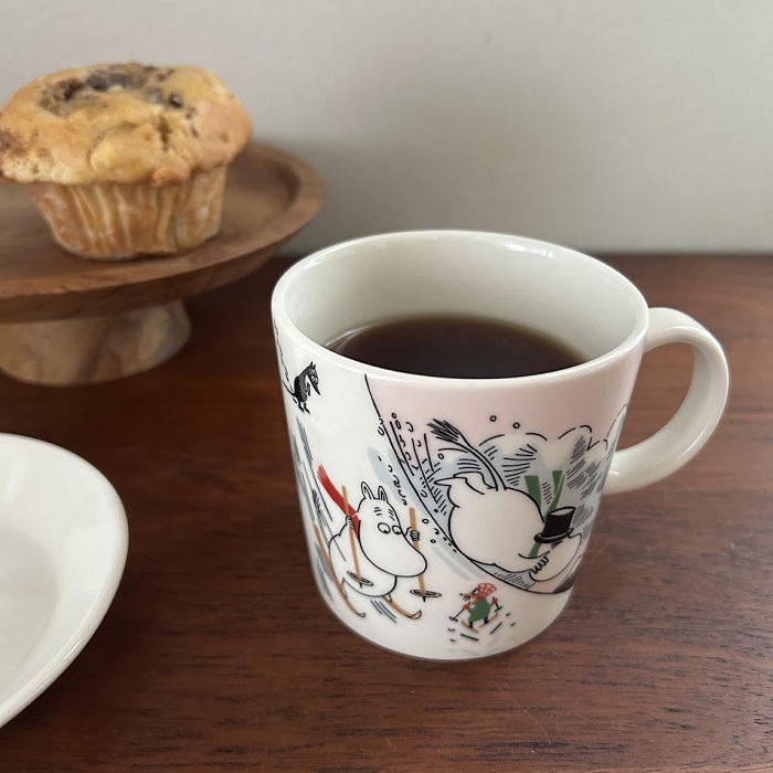 スキーをするムーミン！