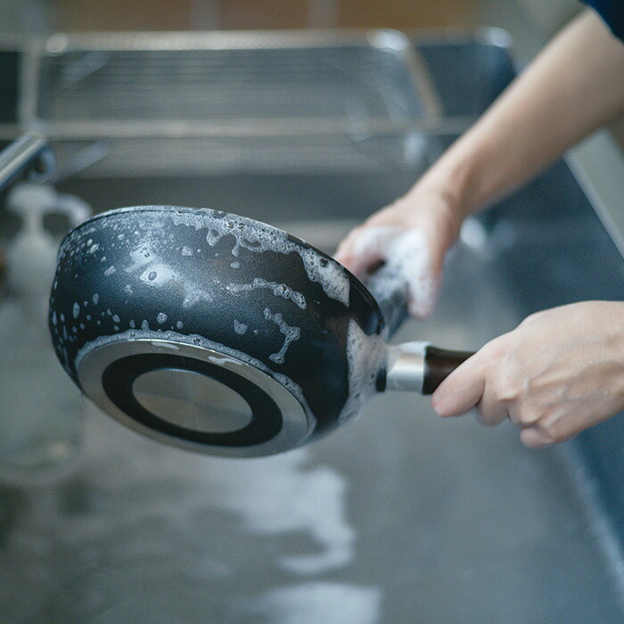 味わい鍋　片手　18cm