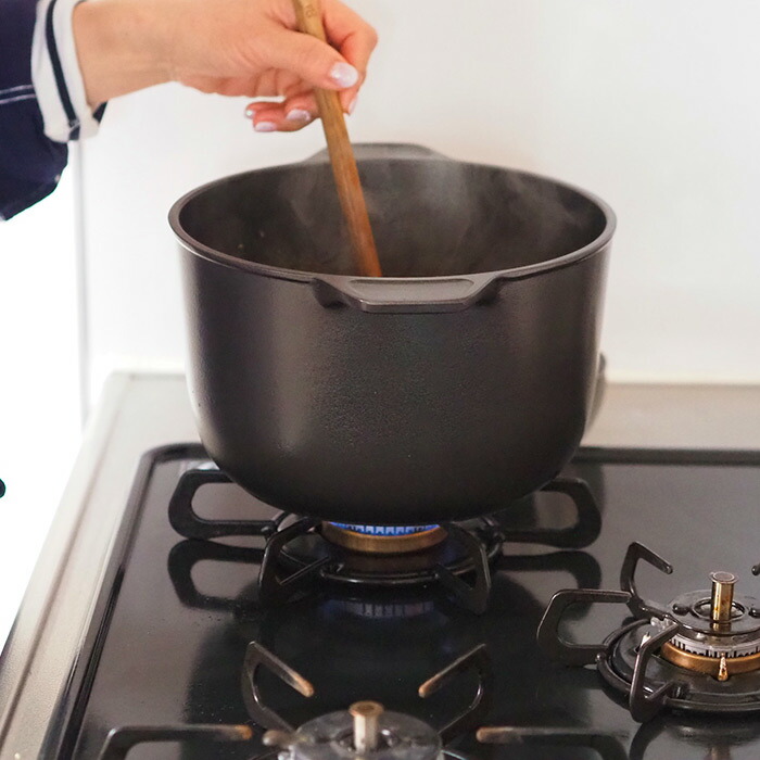 味わい鍋　両手特深　22cm