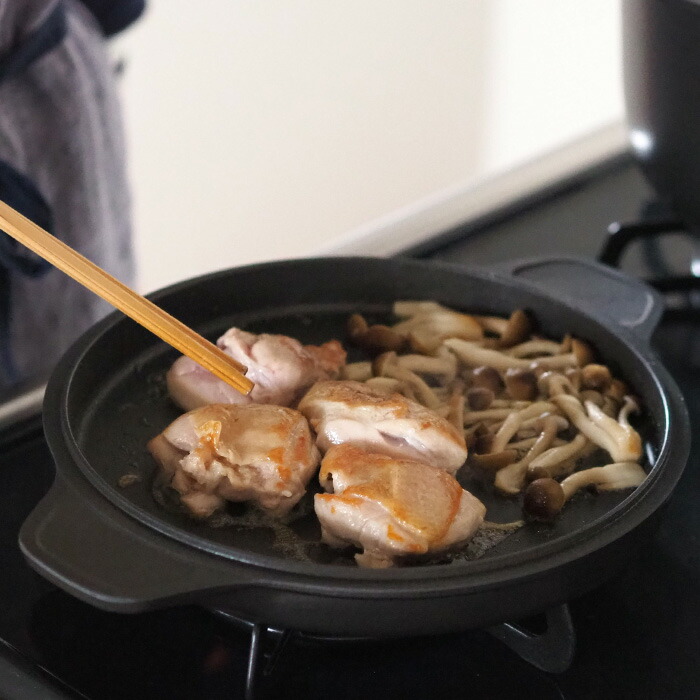 味わい鍋　両手特深　22cm