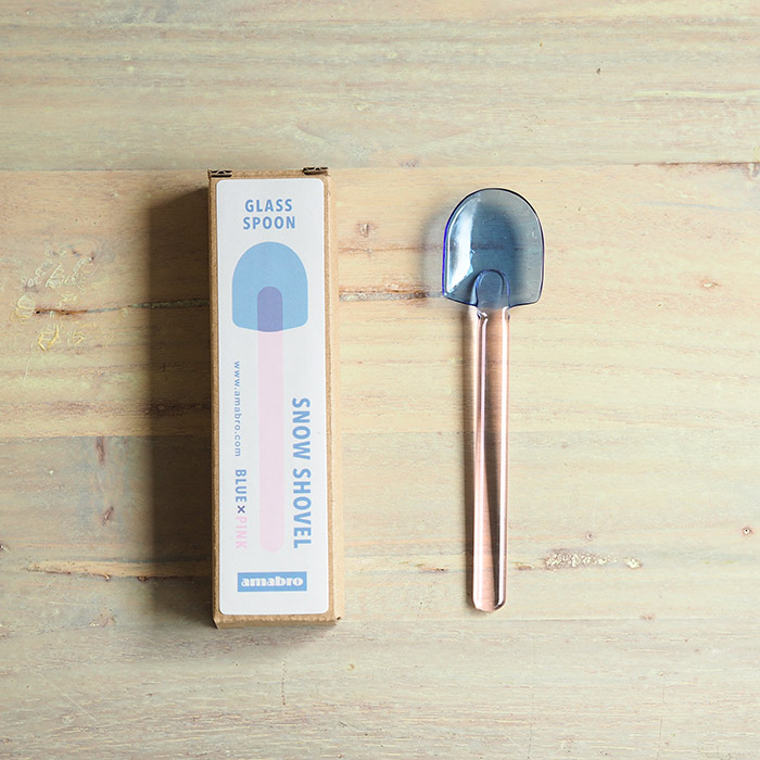 【送料無料】アマブロ　SNOW　SHOVEL　ブルー×ピンク　/　amabro