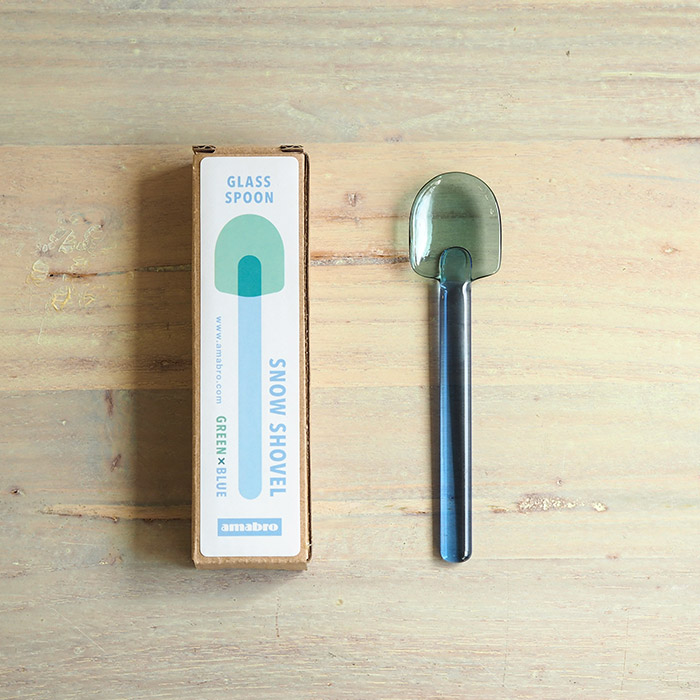 【送料無料】アマブロ　SNOW　SHOVEL　グリーン×ブルー　/　amabro