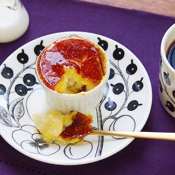 アラビア　ブラック　パラティッシ　プレート　14cm　/　ARABIA　Paratiisi