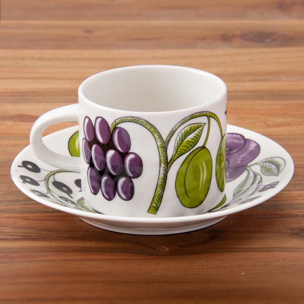 ■アラビア　パープル　パラティッシ　ティーカップ＆ソーサー　/　ARABIA　Paratiisi　