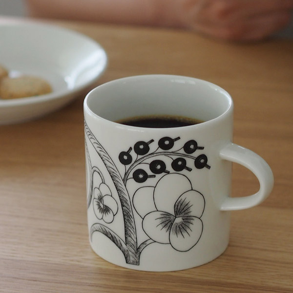 アラビア　ブラック　パラティッシ　マグ　240ml　/　ARABIA　Paratiisi　※