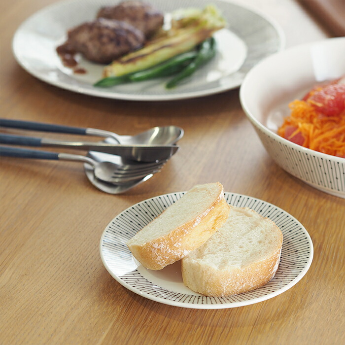 アラビア　マイニオ・サラストゥス　プレート　15cm　/　ARABIA　Mainio　Sarastus