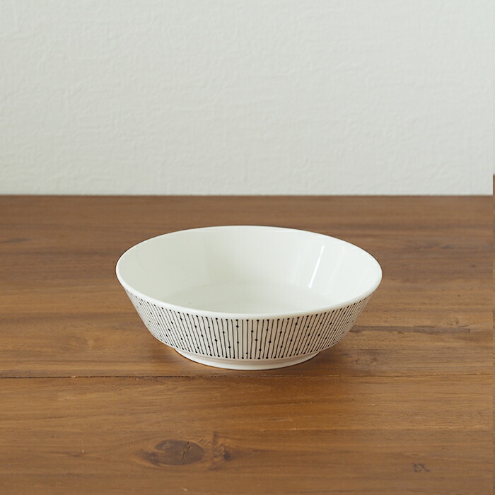 アラビア　マイニオ・サラストゥス　ボウル　17cm　/　ARABIA　Mainio　Sarastus