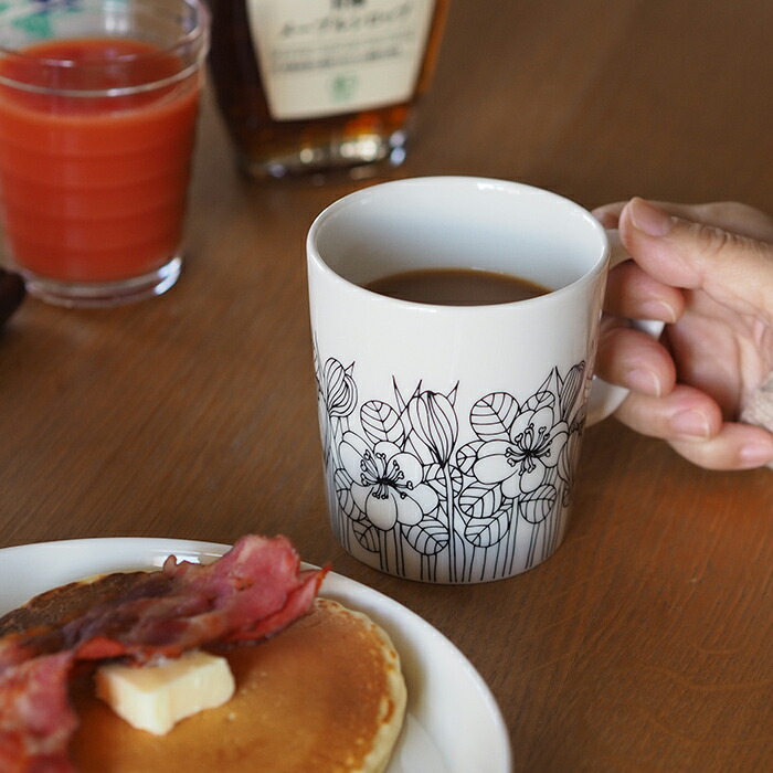 アラビア　クロッカス　マグ　300ml　ブラック　/　ARABIA　Krokus