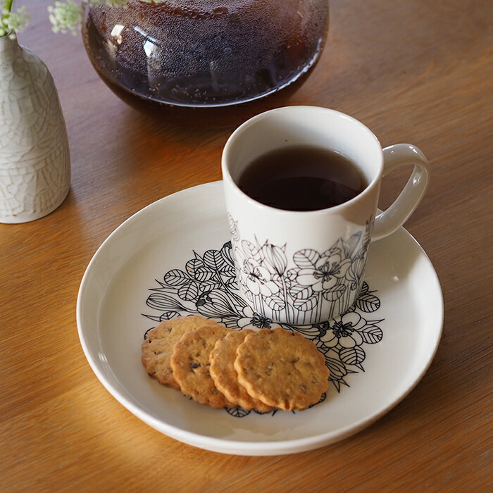 アラビア　クロッカス　プレート　19cm　ブラック　/　ARABIA　Krokus