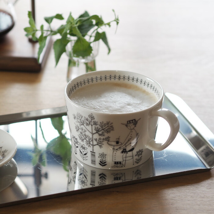 アラビア　エミリア　カップ　0.4L　/　ARABIA　Emilia