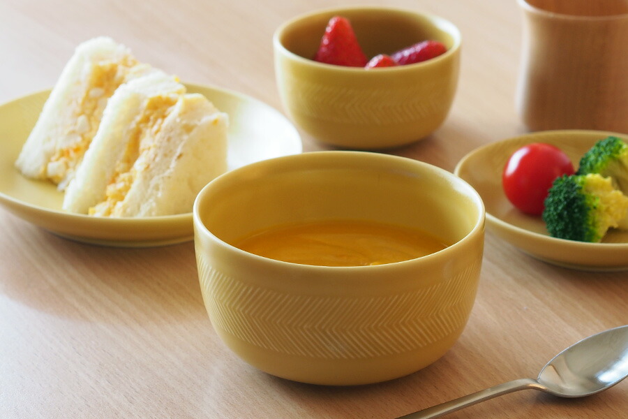 【送料無料】【訳あり】バーズワーズ　テーブルトップ　ボウル　M　イエロー　/　BIRDS'　WORDS　TABLETOP　　【ラッピング不可】