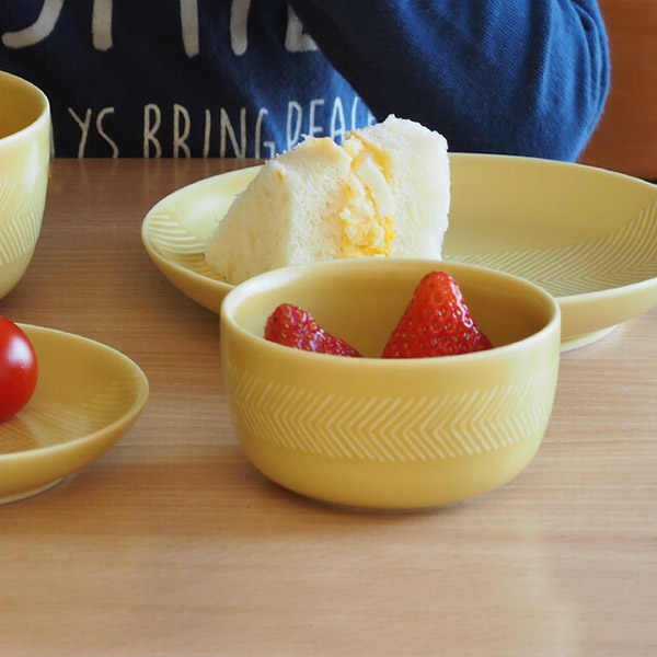 【送料無料】【訳あり】バーズワーズ　テーブルトップ　ボウル　S　イエロー　/　BIRDS'　WORDS　TABLETOP　　【ラッピング不可】