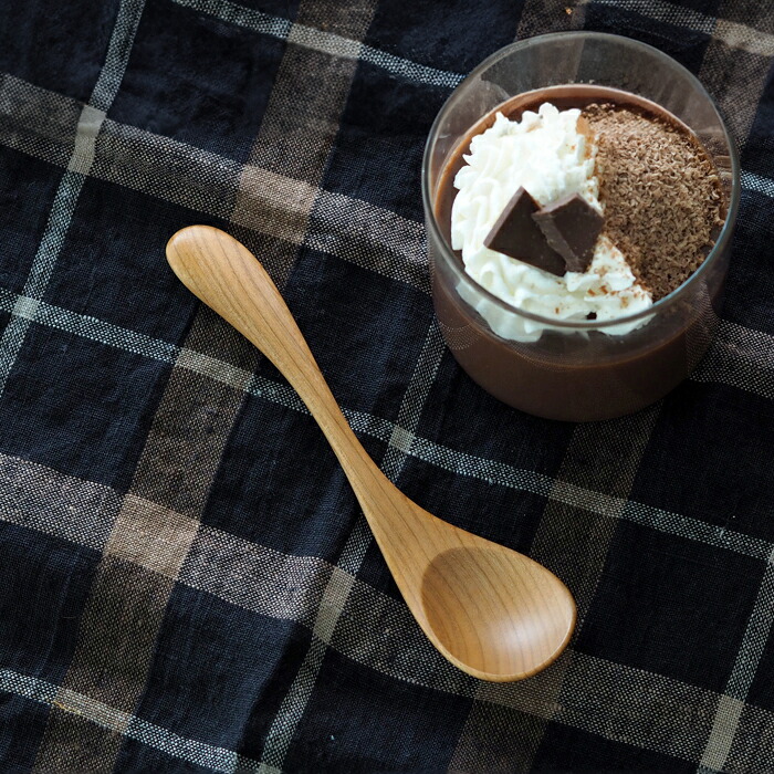 クラフト工房・木奏　木のカトラリー　器の底をさらうデザートスプーン　右利き用