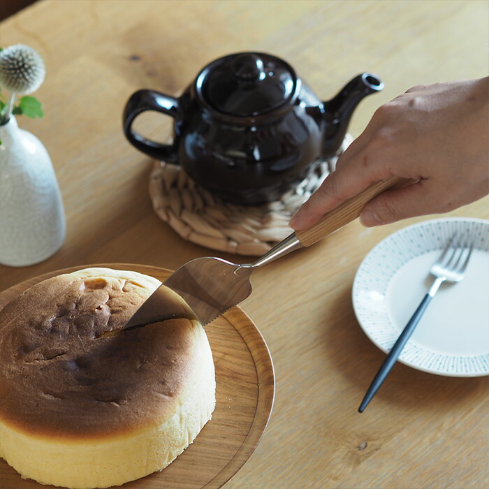 サンク　ビョークルン　ケーキサーバー　三角　オーク　/　CINQ