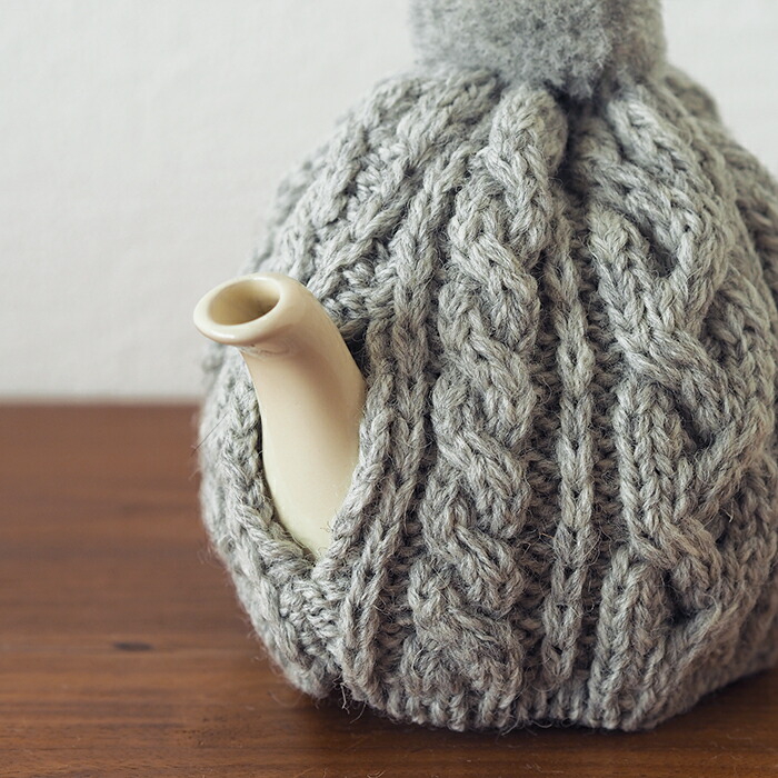 サンク　ハイランド2000　ケーブル編みティーコージー　2カップ用　ライトグレー　/　CINQ　