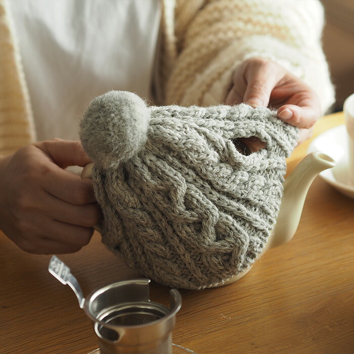 サンク　ハイランド2000　ケーブル編みティーコージー　2カップ用　ライトグレー　/　CINQ　