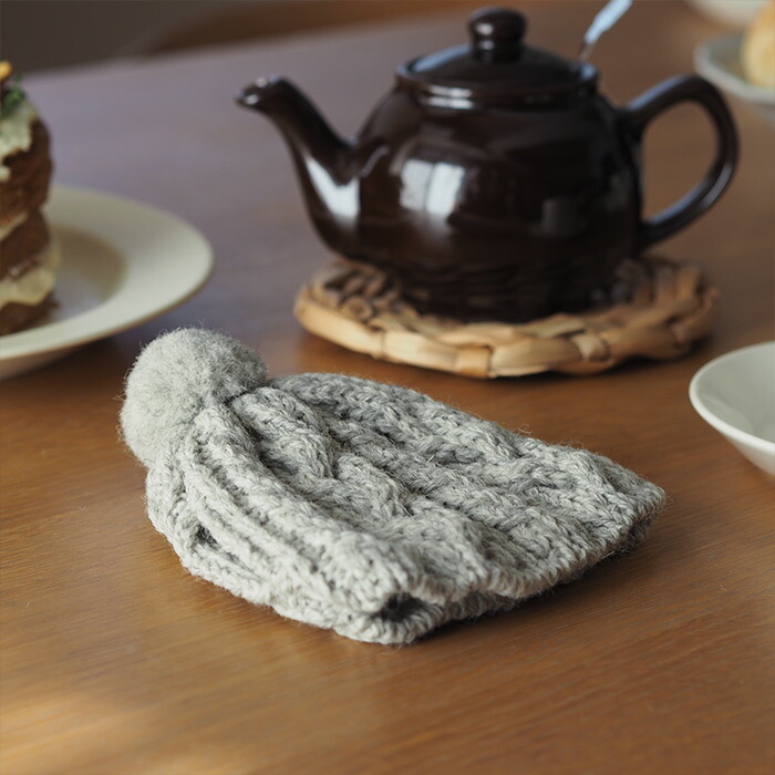 サンク　ハイランド2000　ケーブル編みティーコージー　2カップ用　ライトグレー　/　CINQ　