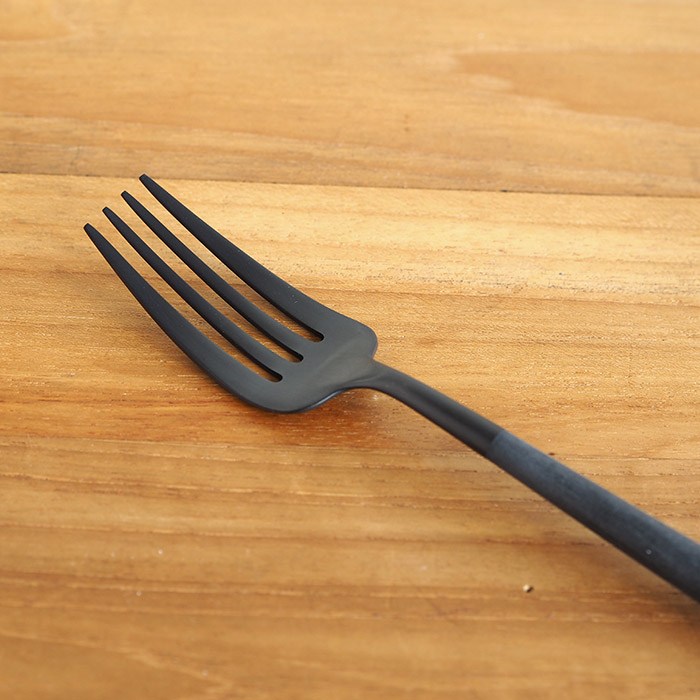 【正規品】クチポール　ゴア・ブラック　ブラック　ディナーフォーク　/　Cutipol　GOA-Black