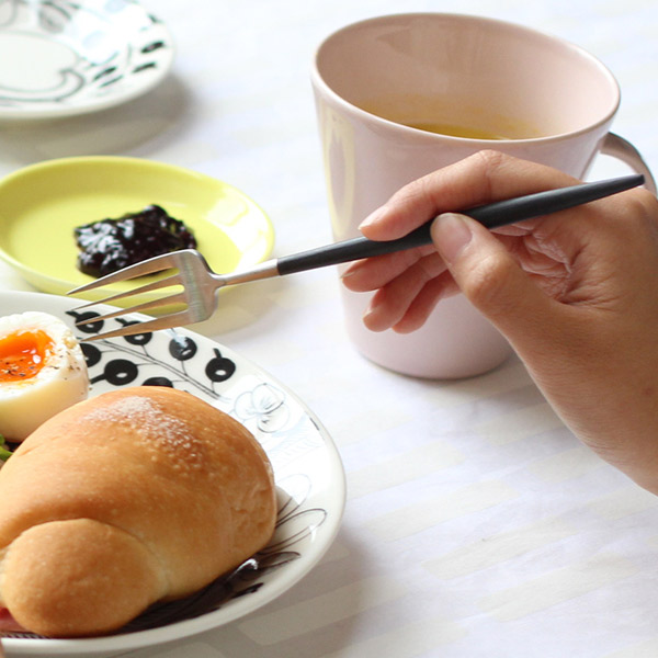 【正規品】クチポール　ゴア・ブラック　シルバー　デザートフォーク　/　Cutipol　GOA　