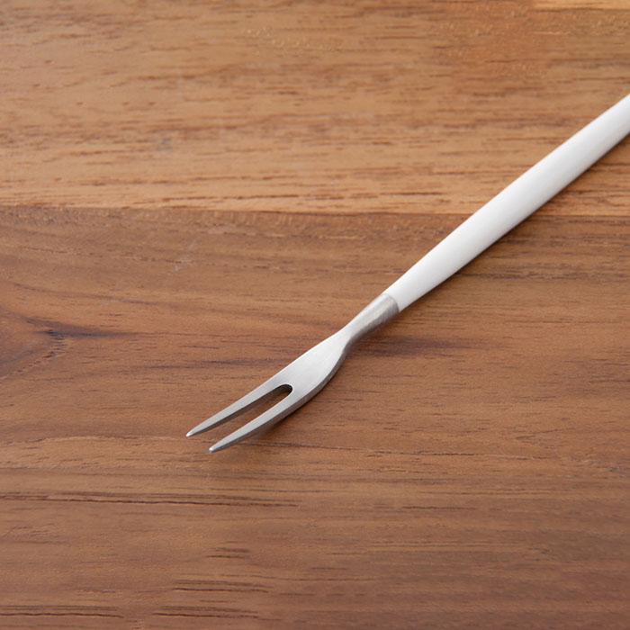 【正規品】クチポール　ゴア・ホワイト　シルバー　フルーツフォーク　/　Cutipol　GOA-White