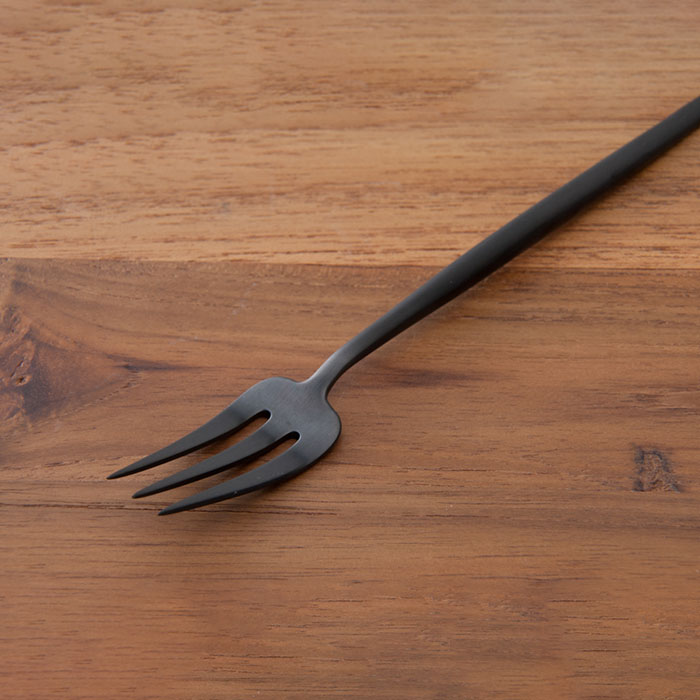 【正規品】クチポール　ムーン　ブラック　ペストリーフォーク　/　Cutipol　MOON　