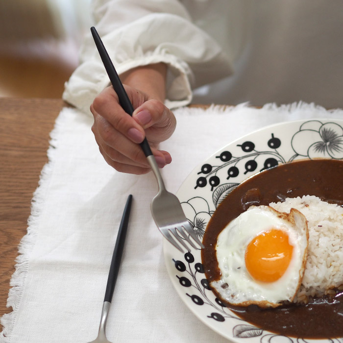 【正規品】クチポール　ナウ　ディナーフォーク　/　Cutipol　NAU　□