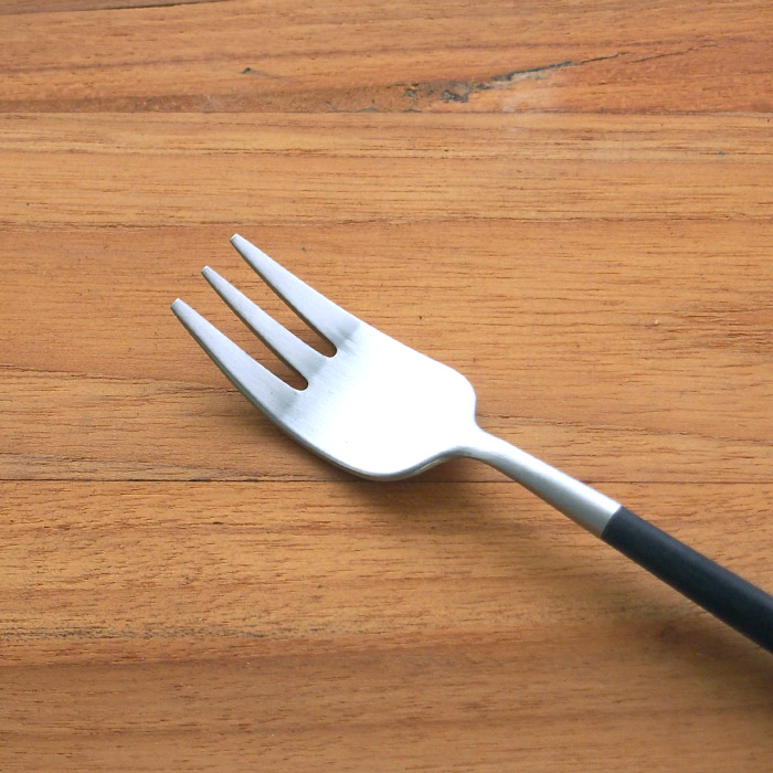 【正規品】クチポール　ナウ　ペストリーフォーク　/　Cutipol　NAU