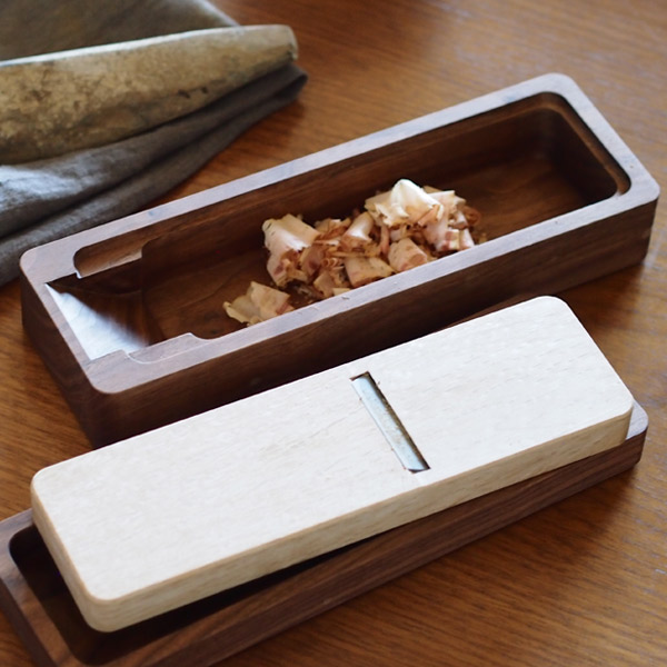 台屋　鰹節削り器　別注青紙×ウォルナット