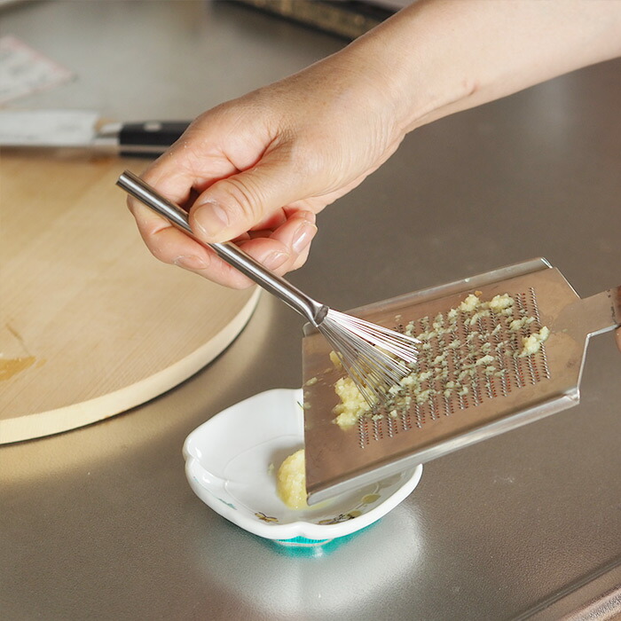 EAトCO　ハケ／おろし金ブラシ