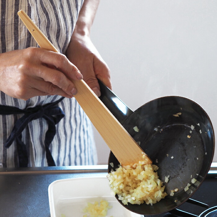 【プロキッチンオリジナル】いちょうの三角木べら　小　/　PROKITCHEN