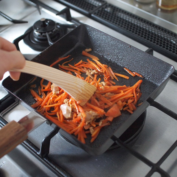 ■アンバイ　玉子焼　角大　/　ambai