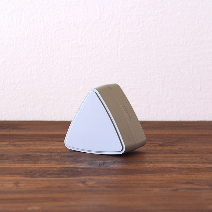 ジェルクール　triangle　おにぎりケース　オイスターグレー　/　GEL-COOL