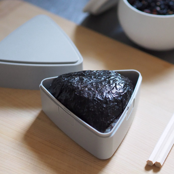 ■【2個セット】ジェルクール　triangle　おにぎりケース　オイスターグレー　/　GEL-COOL　