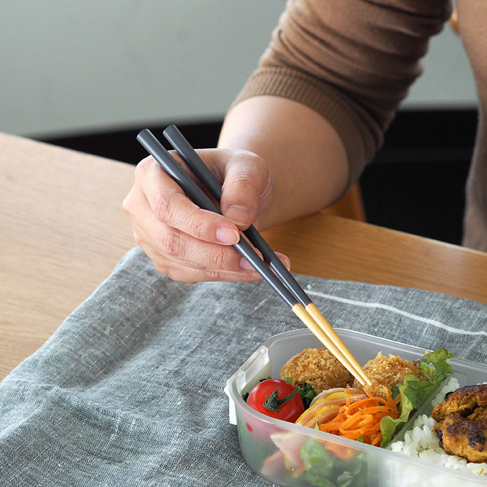 ベントーストア　木製箸　18cm　ケース付き　スモーキーグレー　/　BENTO　STORE