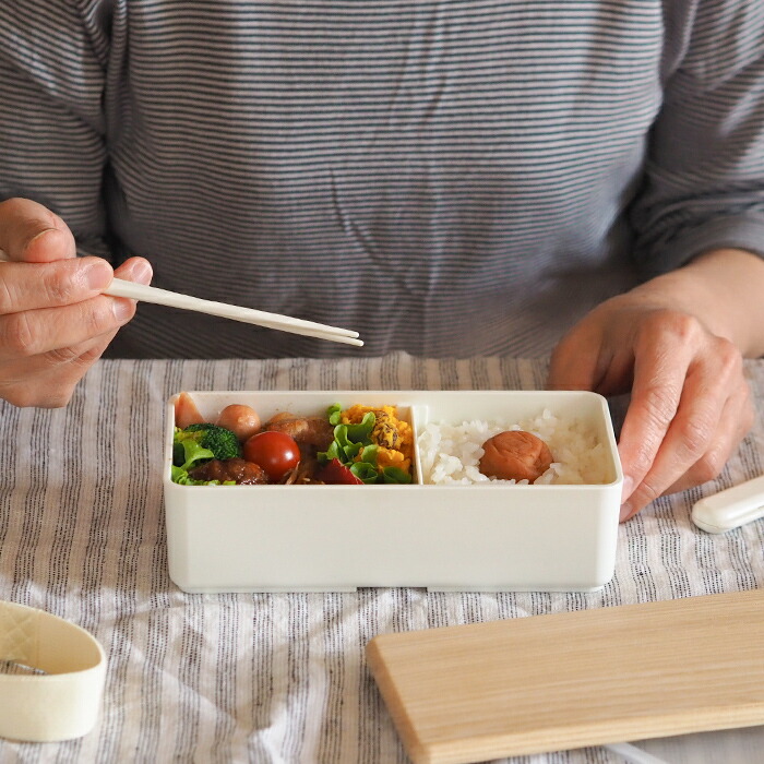 ベントーストア　木蓋のお弁当箱　栓の木　500ml　ホワイト　/　BENTO　STORE