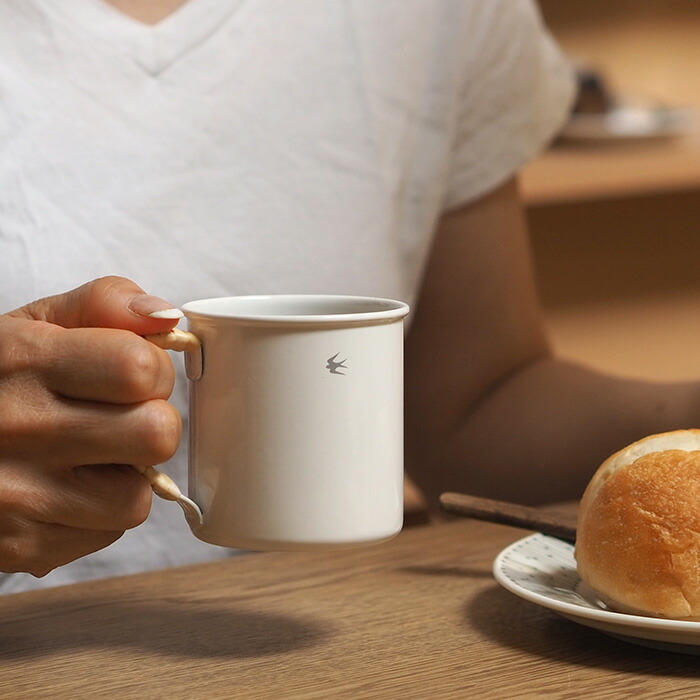 ツバメ　ラタン　ホーローマグ　M　ホワイト　/　GLOCAL STANDARD PRODUCTS