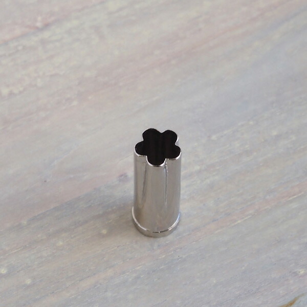 抜き型　梅　1号