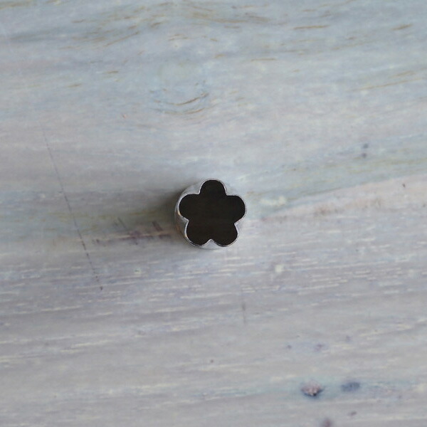 抜き型　梅　1号