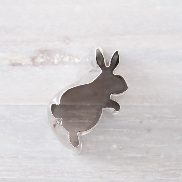 抜き型　うさぎ　立　中　