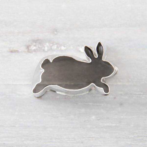 抜き型　うさぎ　横　中　