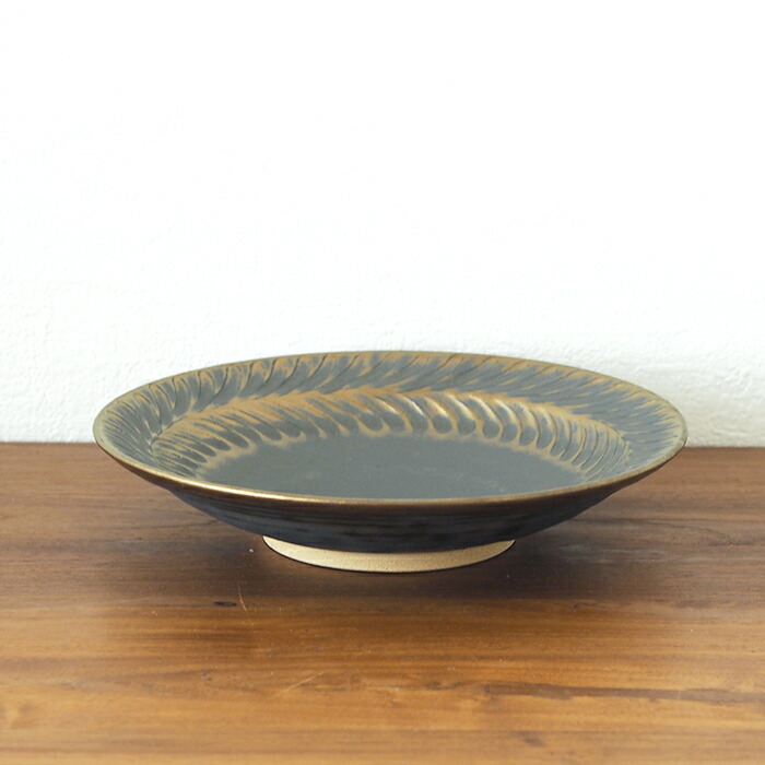 市野耕　マンガン釉　7寸葉紋深皿