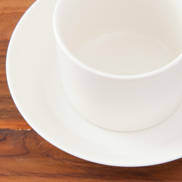 ■イッタラ　ティーマ　カップ＆ソーサー　ホワイト　/　iittala　TEEMA