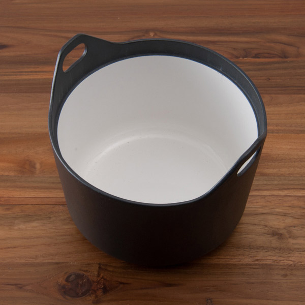 イッタラ　サルパネヴァ　キャセロール　3.0L　キャストアイアン　/　iittala　Sarpaneva