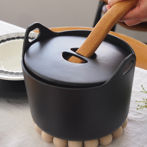 イッタラ　サルパネヴァ　キャセロール　3.0L　キャストアイアン　/　iittala　Sarpaneva