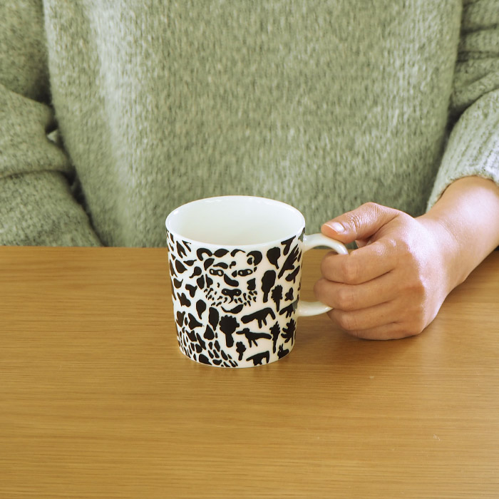 イッタラ　オイバ　トイッカ　チーター　マグカップ　0.3L　ブラック　/　iittala　Oiva Toikka