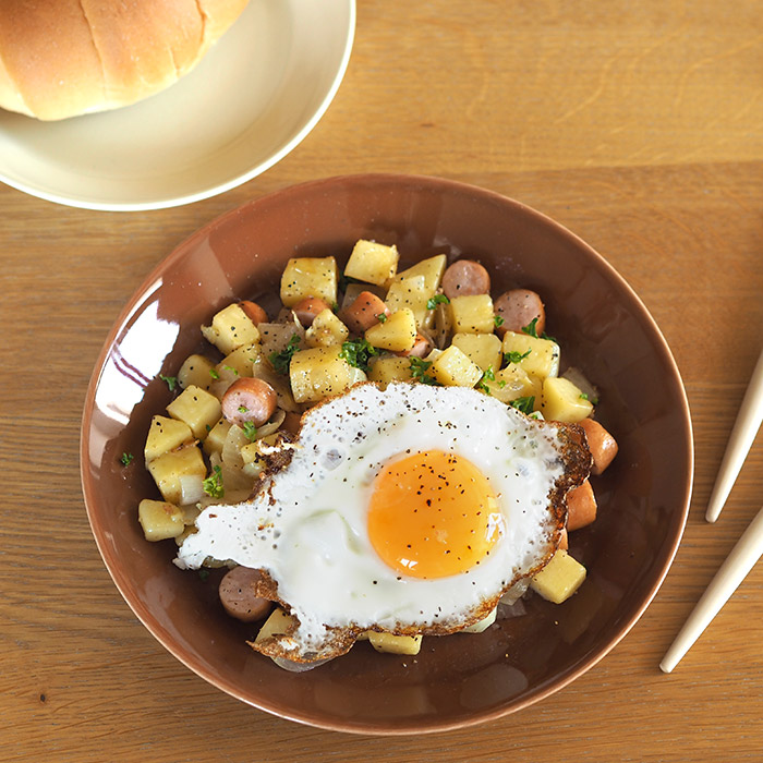 イッタラ　ティーマ　プレート　21cm　ヴィンテージブラウン　/　iittala　TEEMA