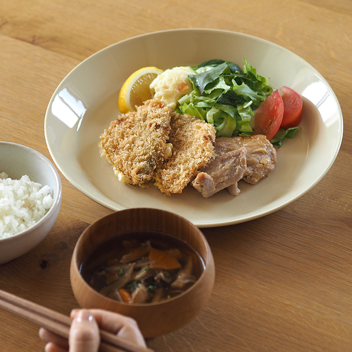 イッタラ　ティーマ　プレート　26cm　リネン　/　iittala　TEEMA