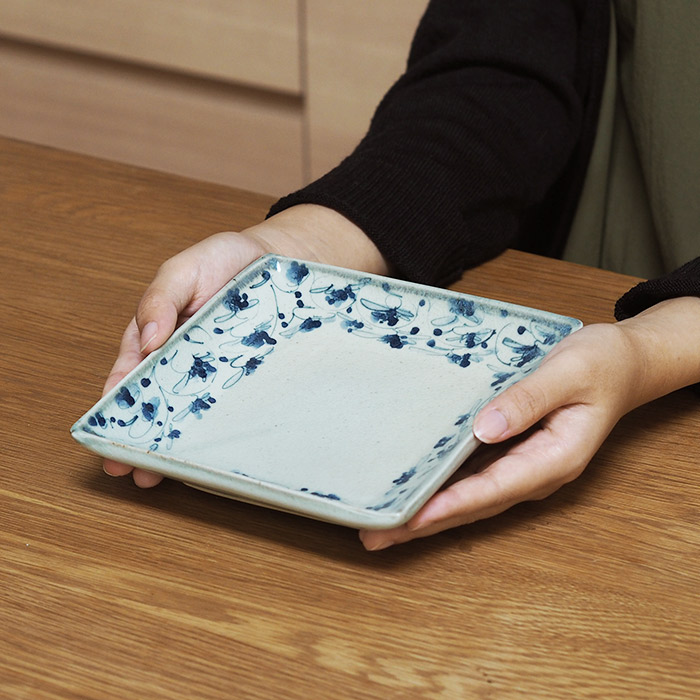 石井桃子　花唐草　角皿