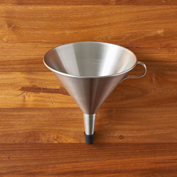 ヨナス　ステンレス　ロート　ストレーナー付　16cm　/　Jonas　